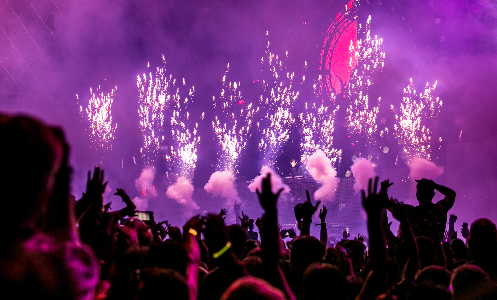 Entertainment ambiance